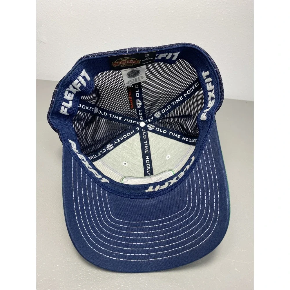 Vancouver Canucks Stick In Rink Old Time Hockey Hat NHL Vintage One Size